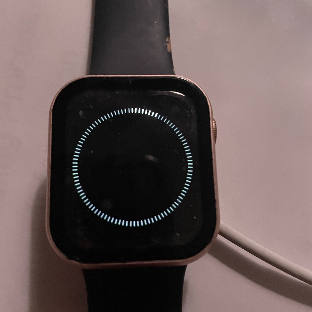 Apple Watch 4 Series 40MM Verizon